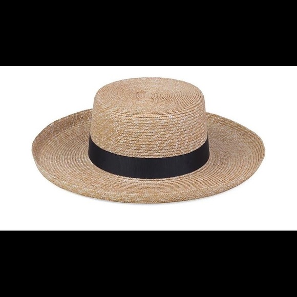 Size small lack of color boater - Picture 1 of 2